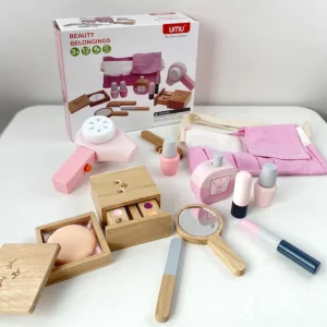 Wooden Beauty Belongs Play Set - Best Open Ended Toys